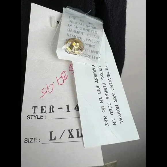 NWT Vintage Elvis Presley Graceland 1999 Womens Cardigan Sweater Made Hong Kong - Picture 5 of 8